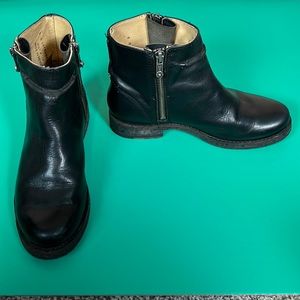 FRYE Black Leather Moto Hammered Soles Ankle Boots 6